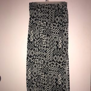 Tribal maxi skirt w slit